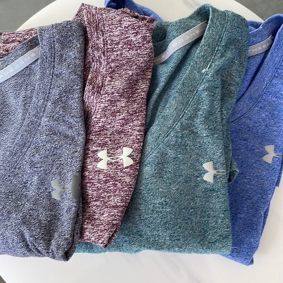 SET OF 4 Champion Fitness Tees. V-neck - Picture 7 of 7